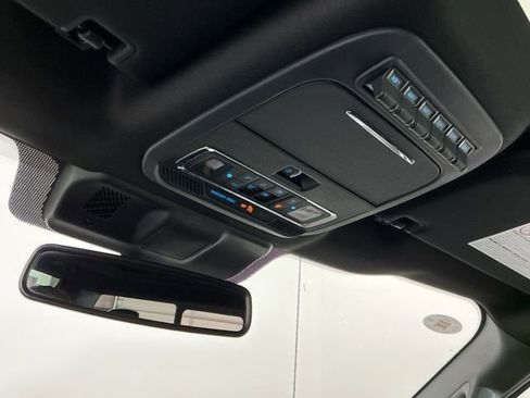 Used 2024 Ford F450 Platinum w/ FX4 Off-Road Package image 27