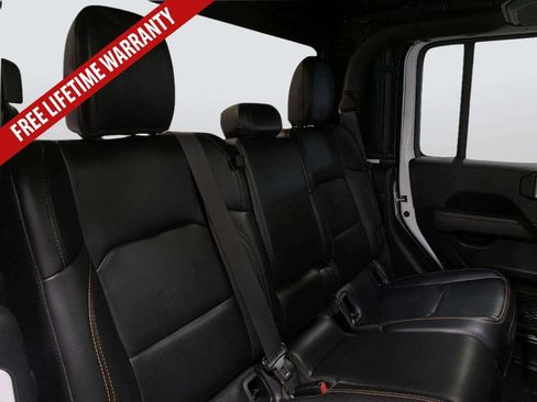 Used 2022 Jeep Gladiator Mojave w/ Trailer Tow Package AWD/4WD image 32