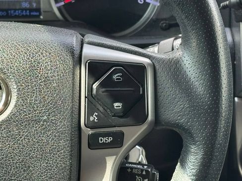 Used 2016 Toyota 4Runner SR5 AWD/4WD image 12