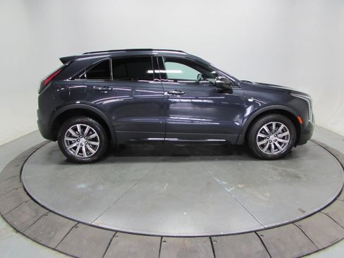 Used 2023 Cadillac XT4 Sport w/ Cold Weather Package AWD/4WD image 8