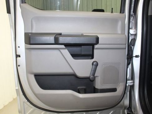 Used 2017 Ford F250 XL w/ XL Value Package AWD/4WD image 17