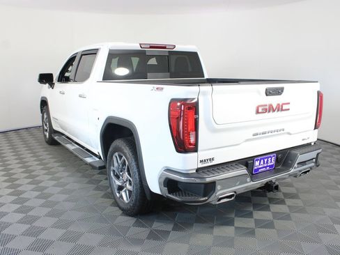 Used 2025 GMC Sierra 1500 SLT w/ SLT Premium Plus Package AWD/4WD image 25