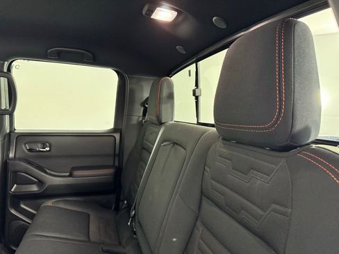 Used 2022 Nissan Frontier Pro-X image 23