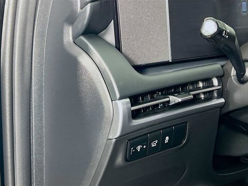 Certified 2025 Hyundai Tucson SEL image 10