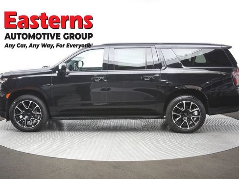 Used 2024 Chevrolet Suburban RST RWD image 62