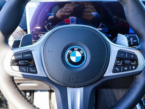 New 2026 BMW X5 xDrive50e image 14