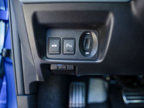 Used 2024 Nissan GT-R AWD/4WD image 26
