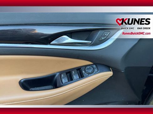 Used 2018 Buick Enclave Essence w/ Trailering Package image 13