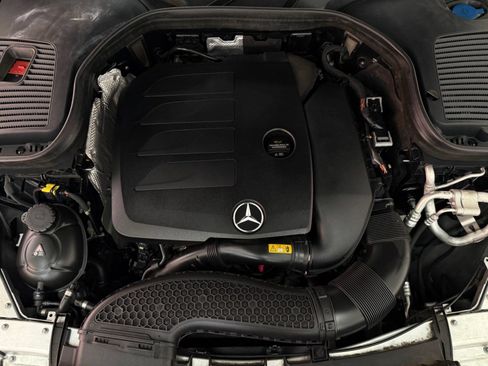 Certified 2022 Mercedes-Benz GLC 300 image 31