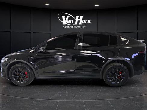 Used 2023 Tesla Model X Plaid image 13
