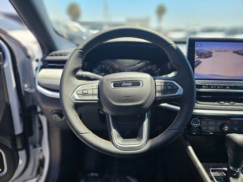 New 2026 Jeep Compass Latitude AWD/4WD image 24