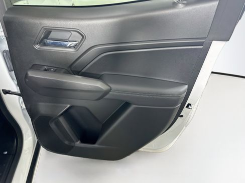 Used 2025 GMC Canyon Elevation w/ Convenience Package RWD image 28
