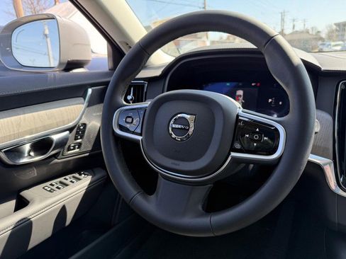 New 2025 Volvo V90 B6 Cross Country Ultra w/ Protection Package Premier image 7