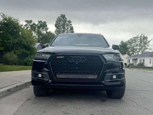 Used 2018 Audi Q7 3.0T Premium Plus w/ Premium Plus Package AWD/4WD image 2