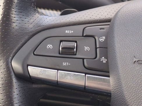 Used 2023 Cadillac XT4 Sport w/ Cold Weather Package image 18