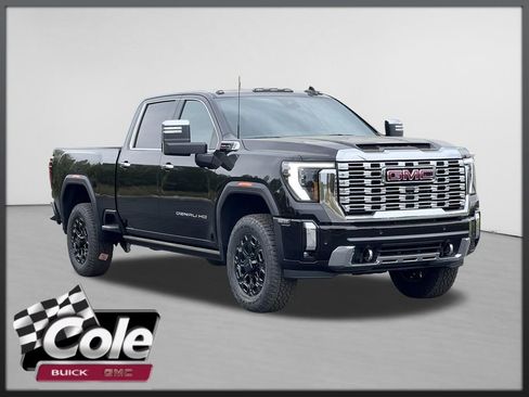 New 2026 GMC Sierra 2500 Denali w/ Denali Reserve Package AWD/4WD image 1