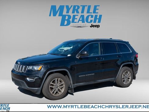 Used 2020 Jeep Grand Cherokee Laredo w/ Laredo X Package image 2