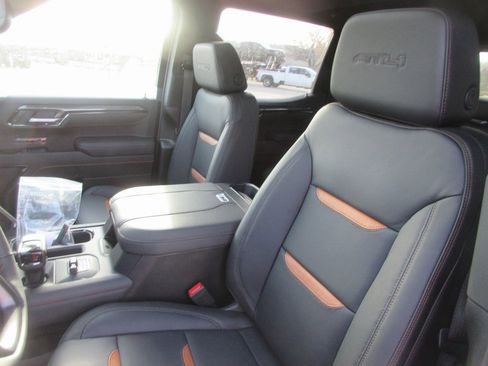 New 2026 GMC Sierra 1500 AT4 w/ AT4 Premium Package image 14