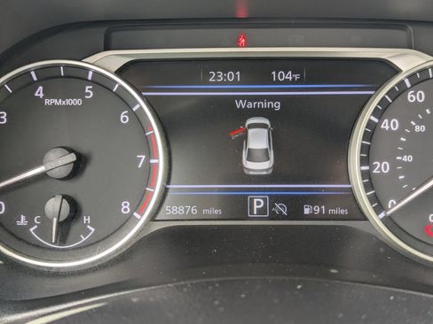 Used 2024 Nissan Sentra SV FWD image 23