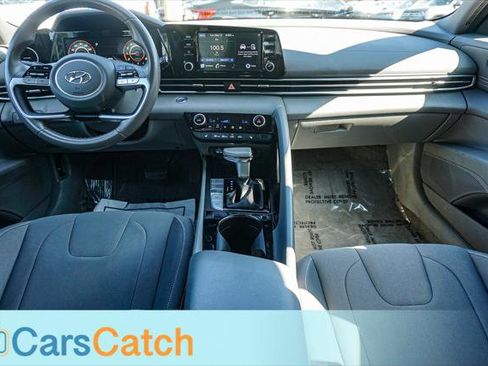 Used 2022 Hyundai Elantra SEL w/ Convenience Package FWD image 23