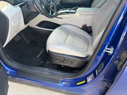 Used 2022 Hyundai Tucson Limited FWD image 11