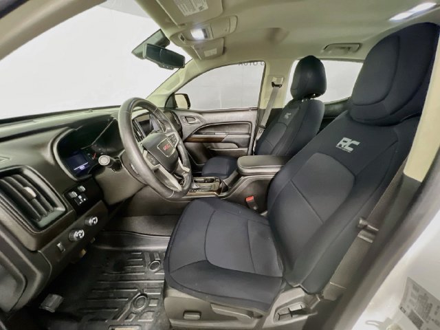 Used 2022 GMC Canyon Elevation w/ Trailering Package AWD/4WD image 9