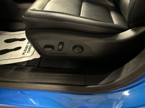 Used 2024 Chevrolet Equinox EV LT FWD image 12