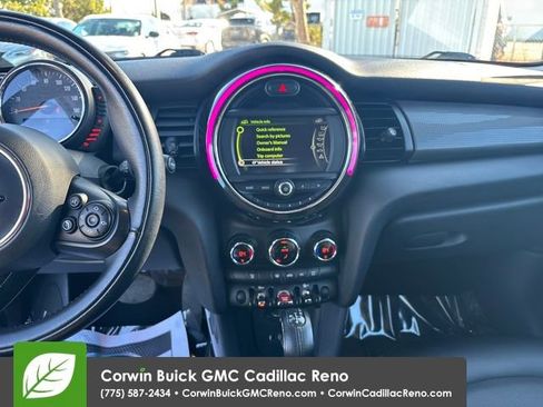 Used 2017 MINI Cooper 2-Door Hardtop image 18