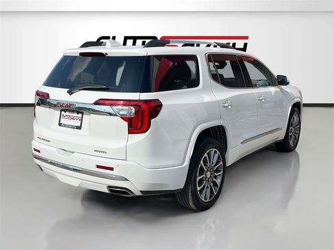 Used 2023 GMC Acadia Denali w/ Denali Ultimate Package image 7