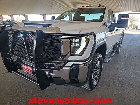 Used 2025 GMC Sierra 3500 Pro w/ Convenience Package AWD/4WD image 3