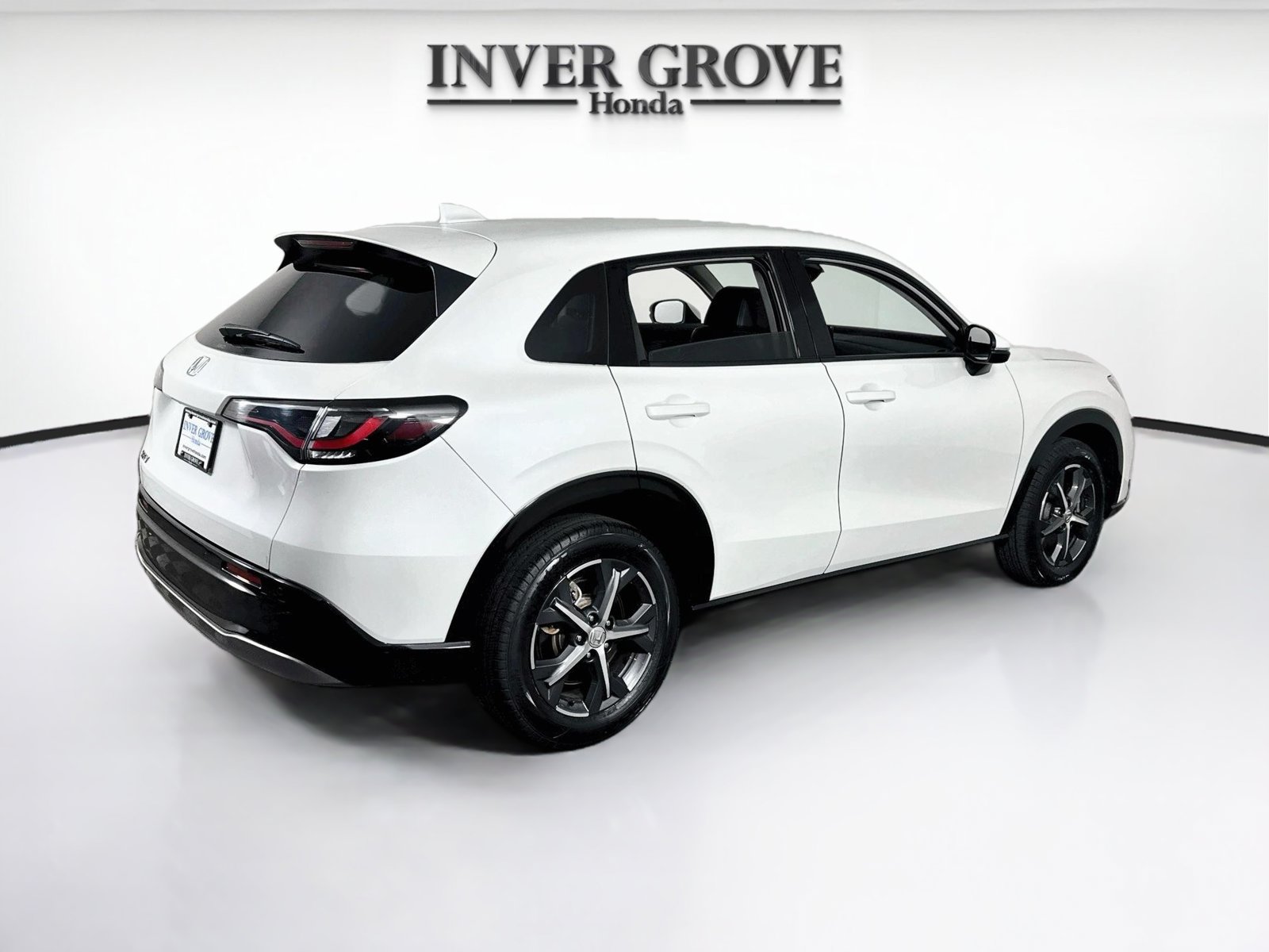 Used 2023 Honda HR-V EX-L image 5