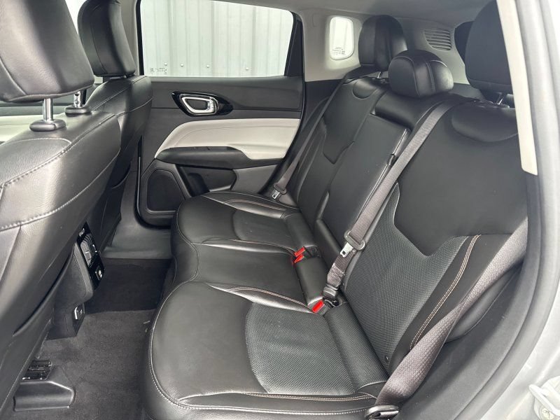Used 2022 Jeep Compass Limited AWD/4WD image 27