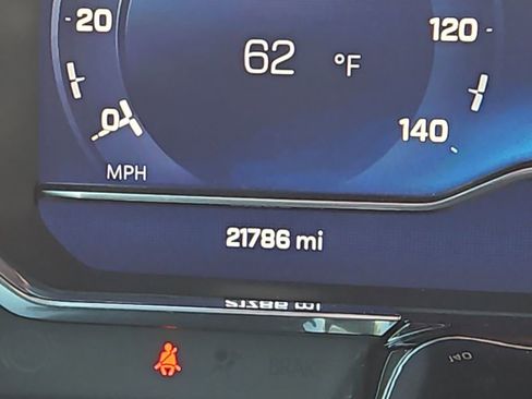 Used 2024 Chevrolet Silverado 2500 LT image 19