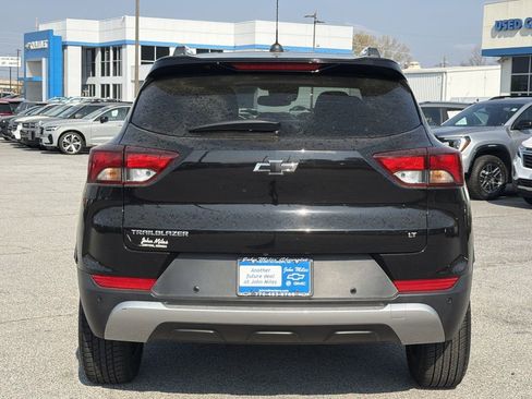 Used 2021 Chevrolet TrailBlazer LT image 23