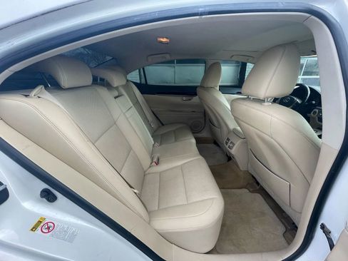 Used 2014 Lexus ES 350 image 19