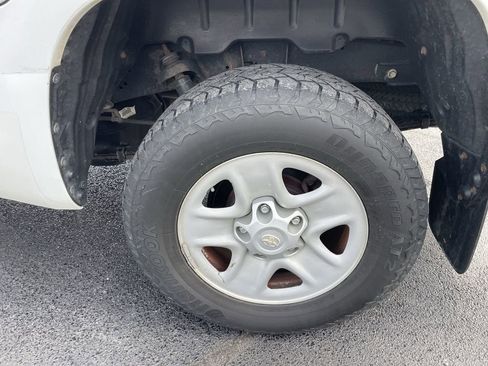 Used 2017 Toyota Tundra SR image 8