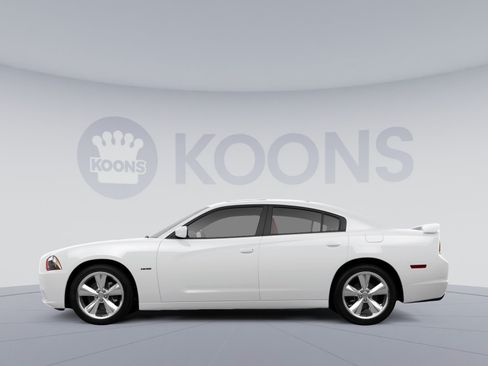 Used 2014 Dodge Charger R/T RWD image 2