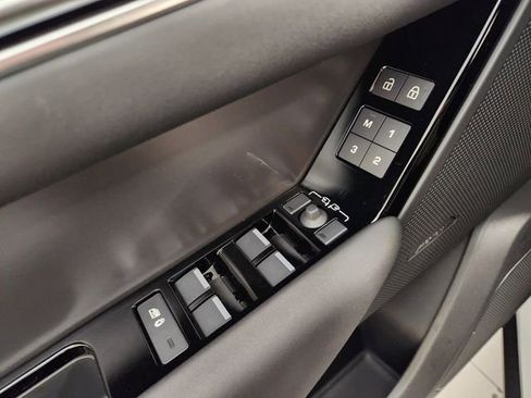 New 2026 Land Rover Range Rover Velar S AWD/4WD image 22