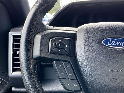 Used 2020 Ford F150 XLT w/ Equipment Group 302A Luxury AWD/4WD image 16