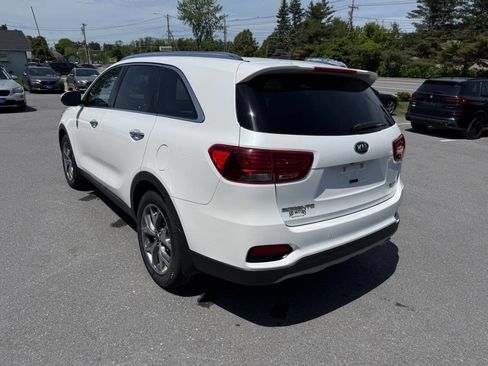 Used 2019 Kia Sorento EX FWD image 8