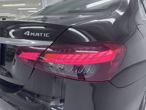 Used 2021 Mercedes-Benz E 350 4MATIC Sedan image 9