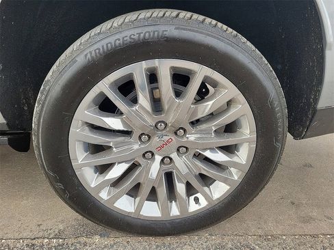 Certified 2025 GMC Yukon Denali w/ Denali Reserve Package image 10