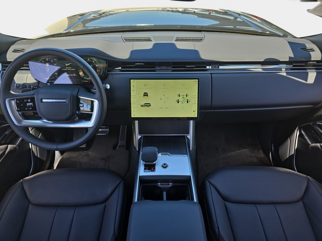 New 2026 Land Rover Range Rover SE AWD/4WD image 9