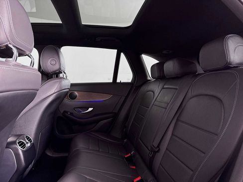 Used 2020 Mercedes-Benz GLC 300 4MATIC image 30