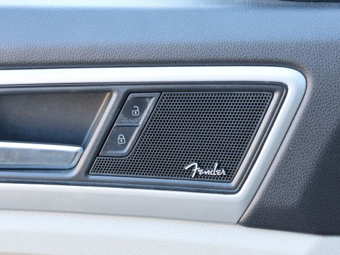 Used 2021 Volkswagen Atlas SEL Premium image 13