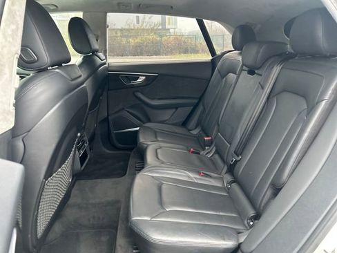 Used 2019 Audi Q8 Prestige w/ Luxury Package image 26
