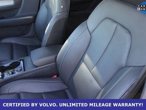 Certified 2025 Volvo XC40 B5 Plus image 26