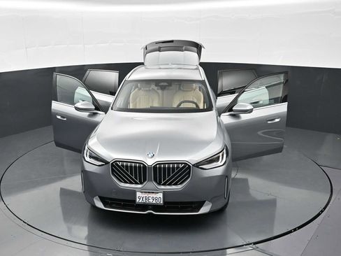 Used 2026 BMW X3 xDrive30i w/ Convenience Package AWD/4WD image 33