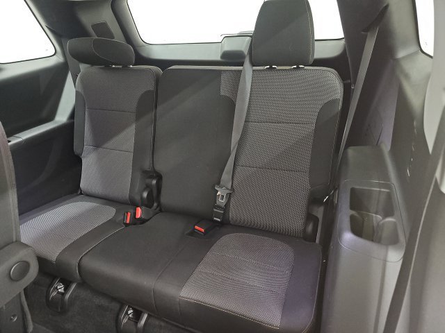 Used 2018 Chevrolet Traverse LT FWD image 4