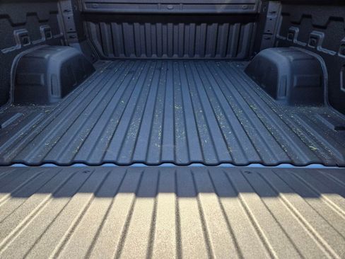 Certified 2025 Chevrolet Silverado 1500 Custom image 13